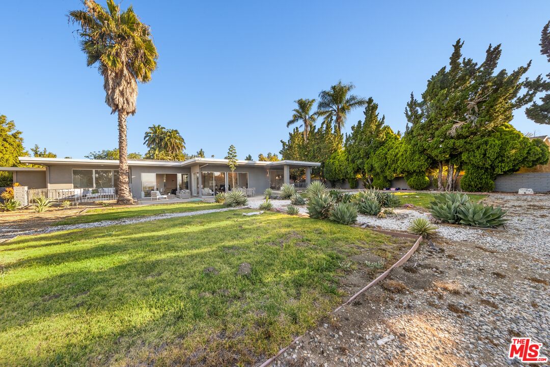 16375 Sloan Dr