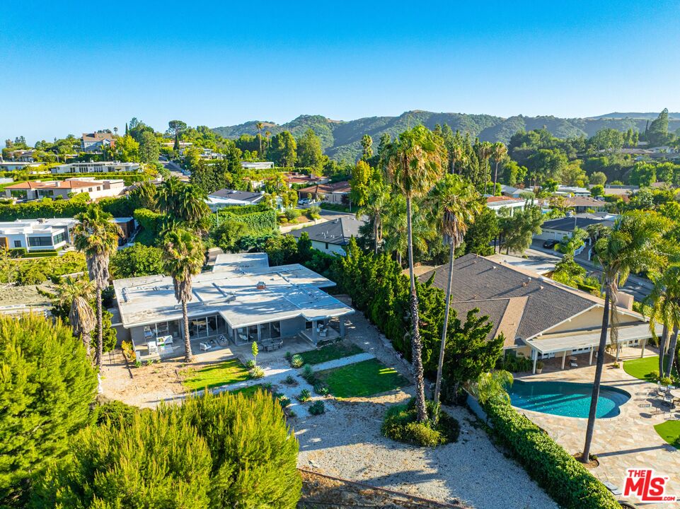 16375 Sloan Dr