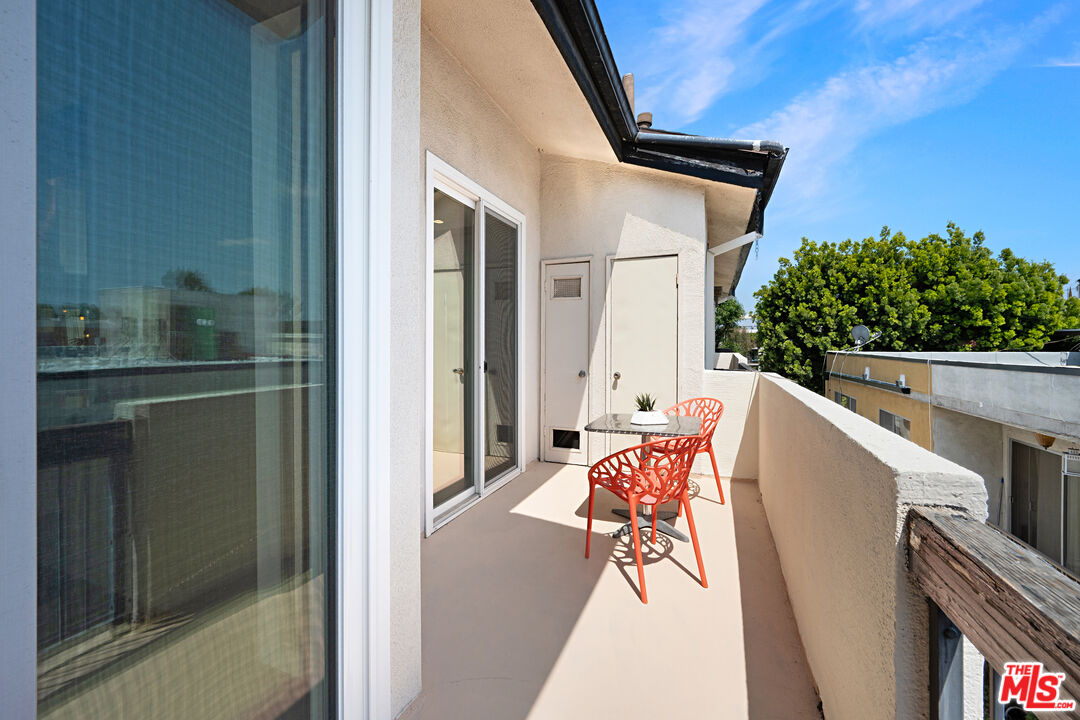 723 Westmount Dr Unit: 305