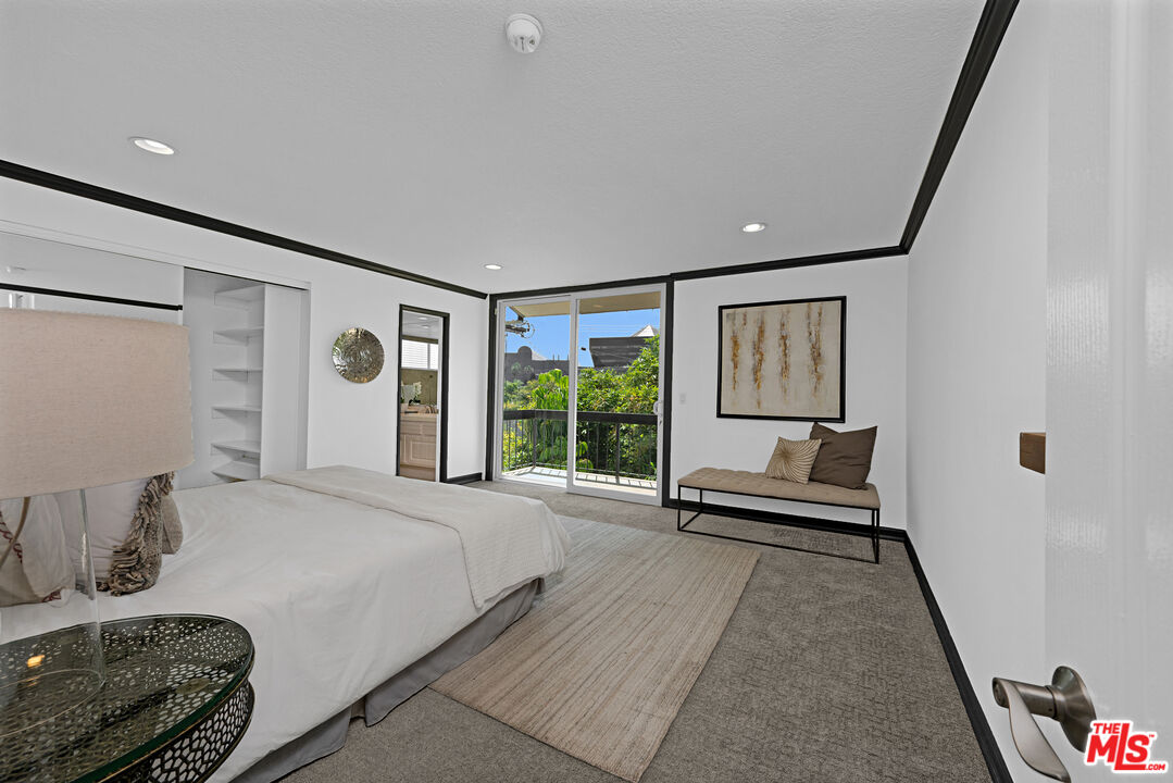 723 Westmount Dr Unit: 305