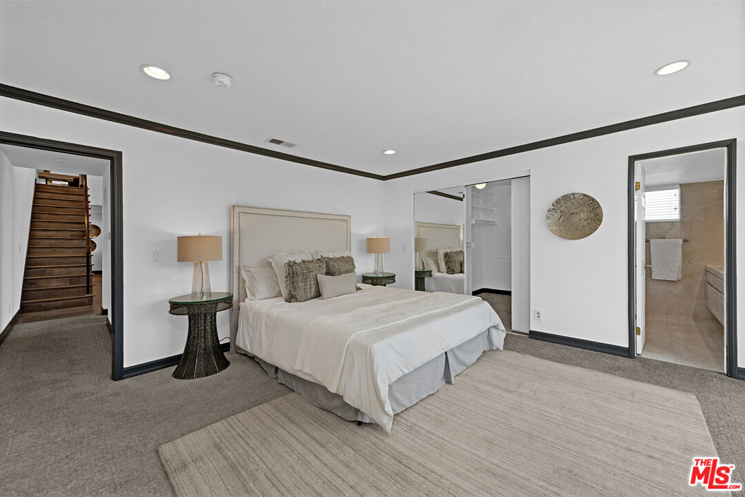 723 Westmount Dr Unit: 305