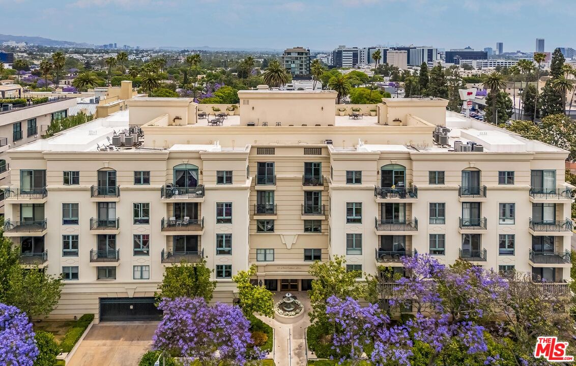 430 N Oakhurst Dr Unit: 202