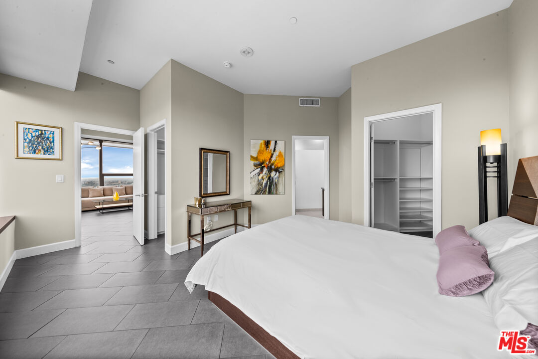 1100 Wilshire Blvd Unit: 2411