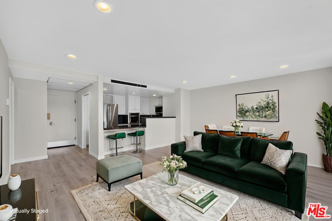 2160 Century Park East Unit: 1010