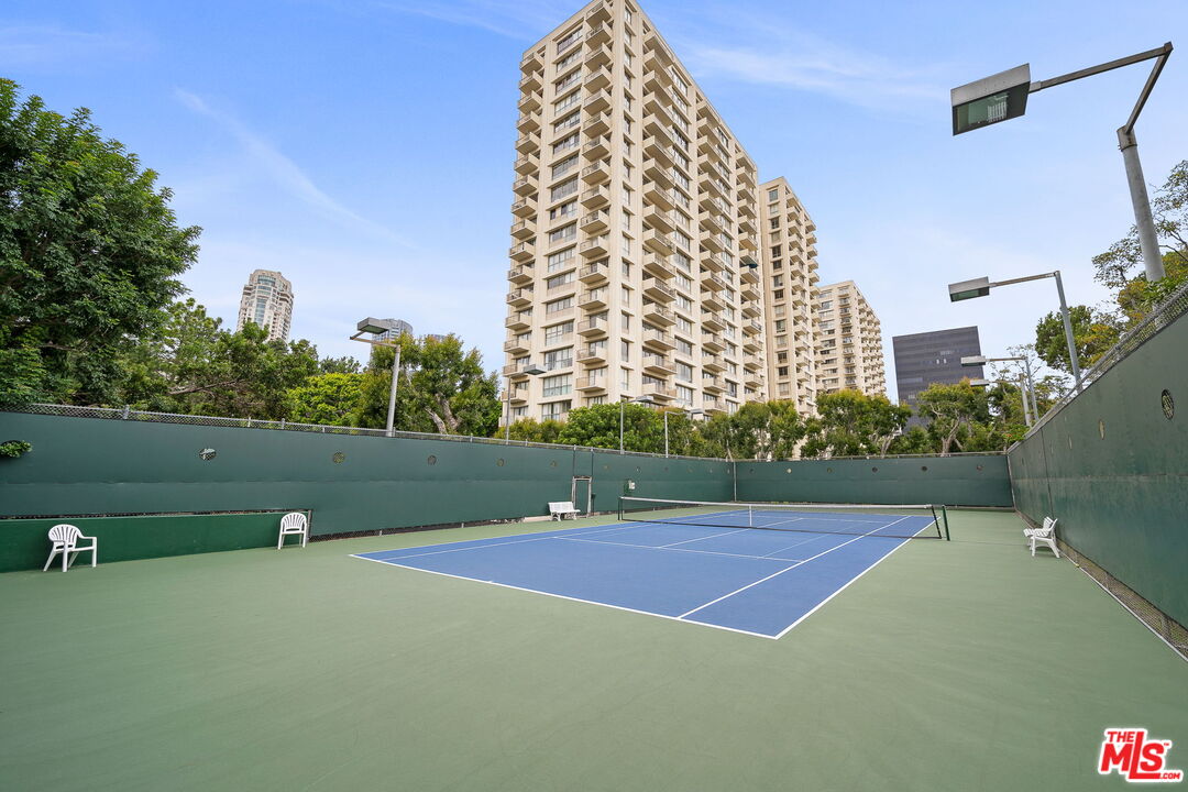 2160 Century Park East Unit: 1010