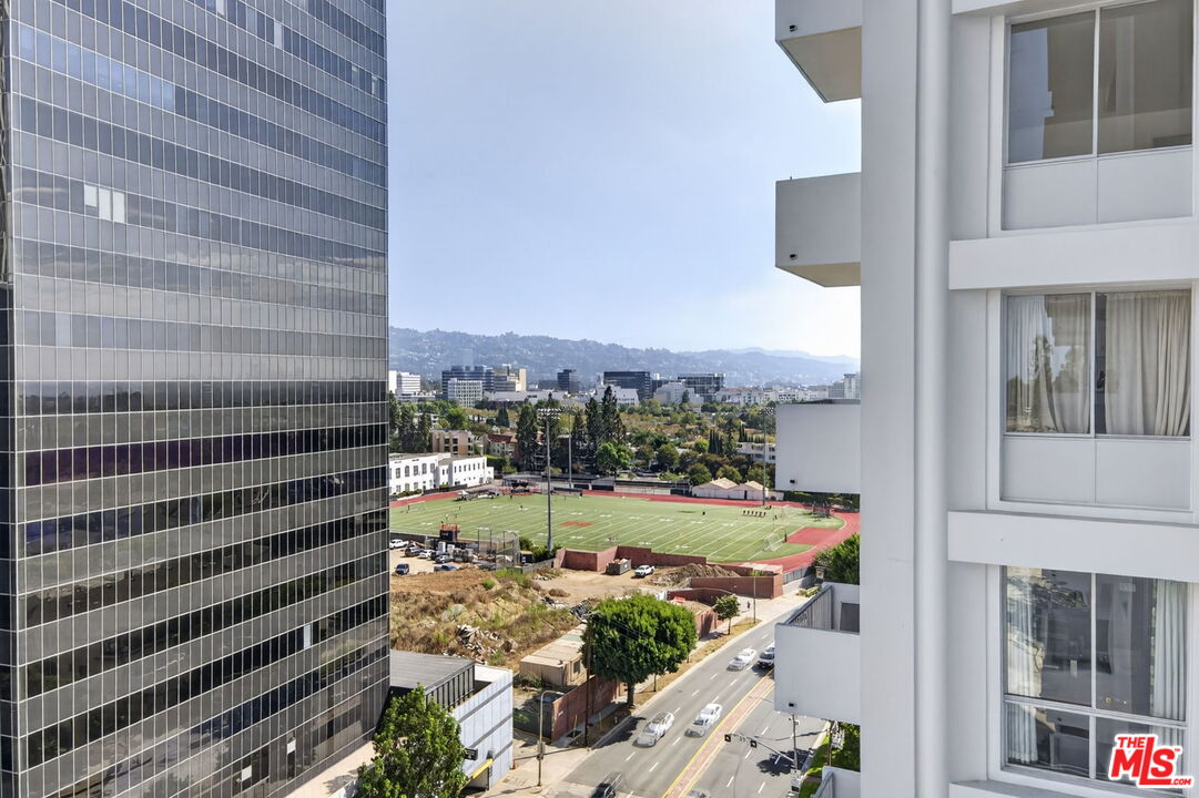 2160 Century Park East Unit: 1010