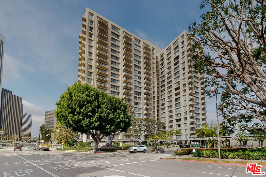 2160 Century Park East Unit: 1010