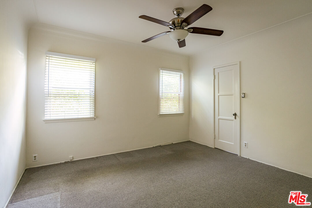 2005 Holmby Ave