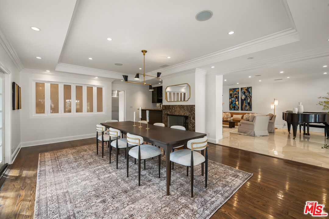 9023 Alto Cedro Dr