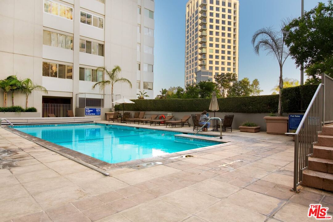 865 Comstock Ave Unit: 6A