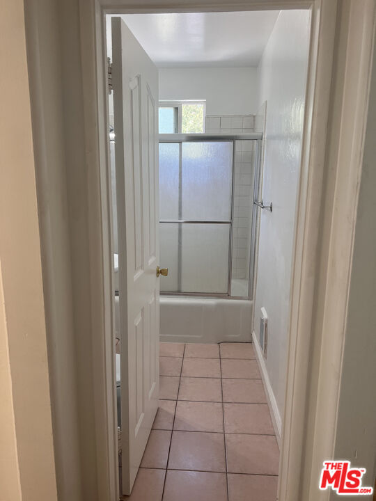 4277 Tujunga Ave Unit: 4277.5