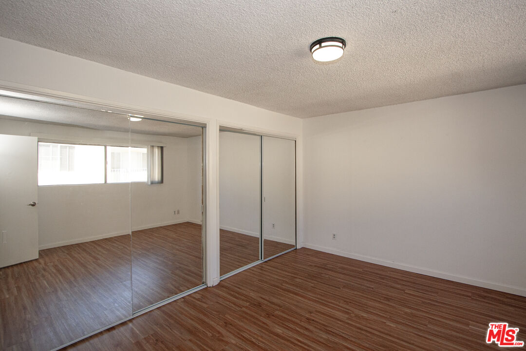 11515 Ohio Ave Unit: 3