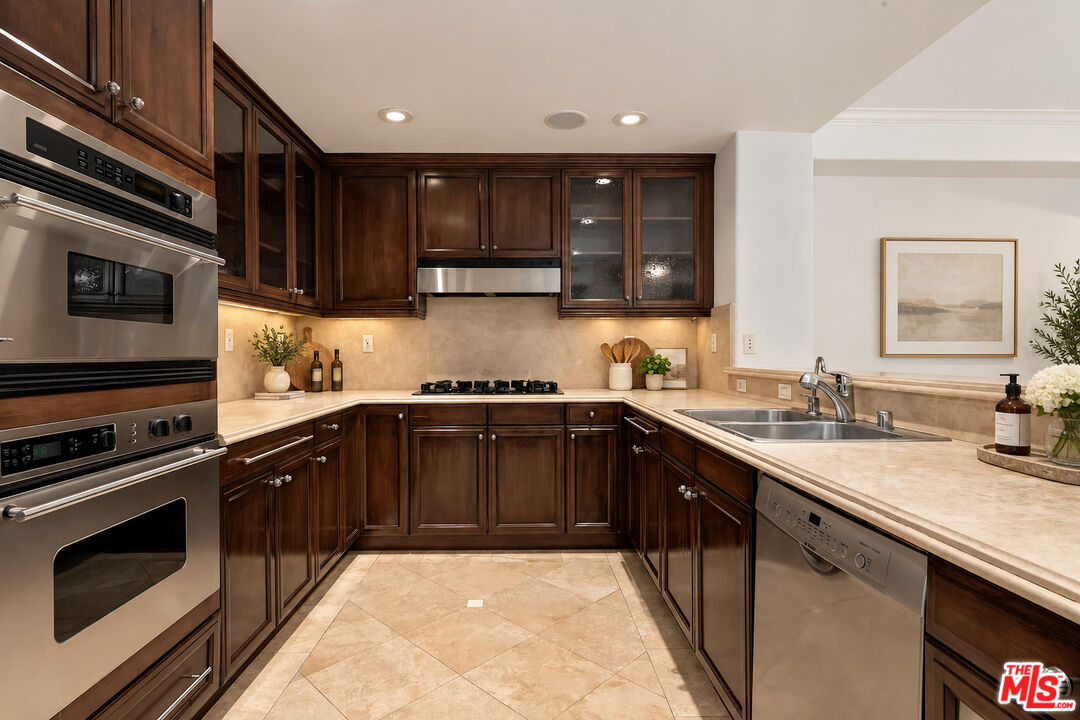 10795 Wilshire Blvd Unit: 101