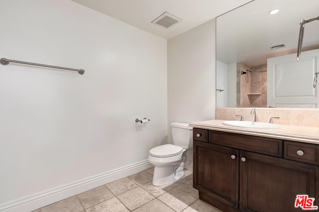 10795 Wilshire Blvd Unit: 101