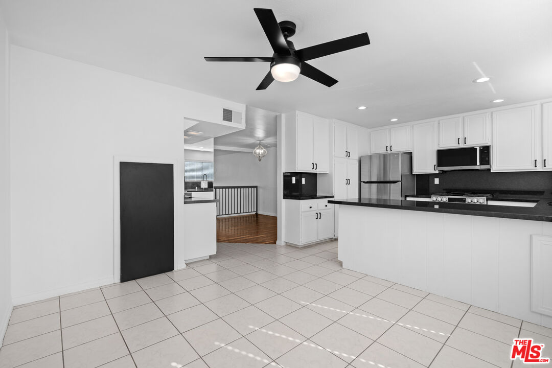 6225 Shoup Ave Unit: 109