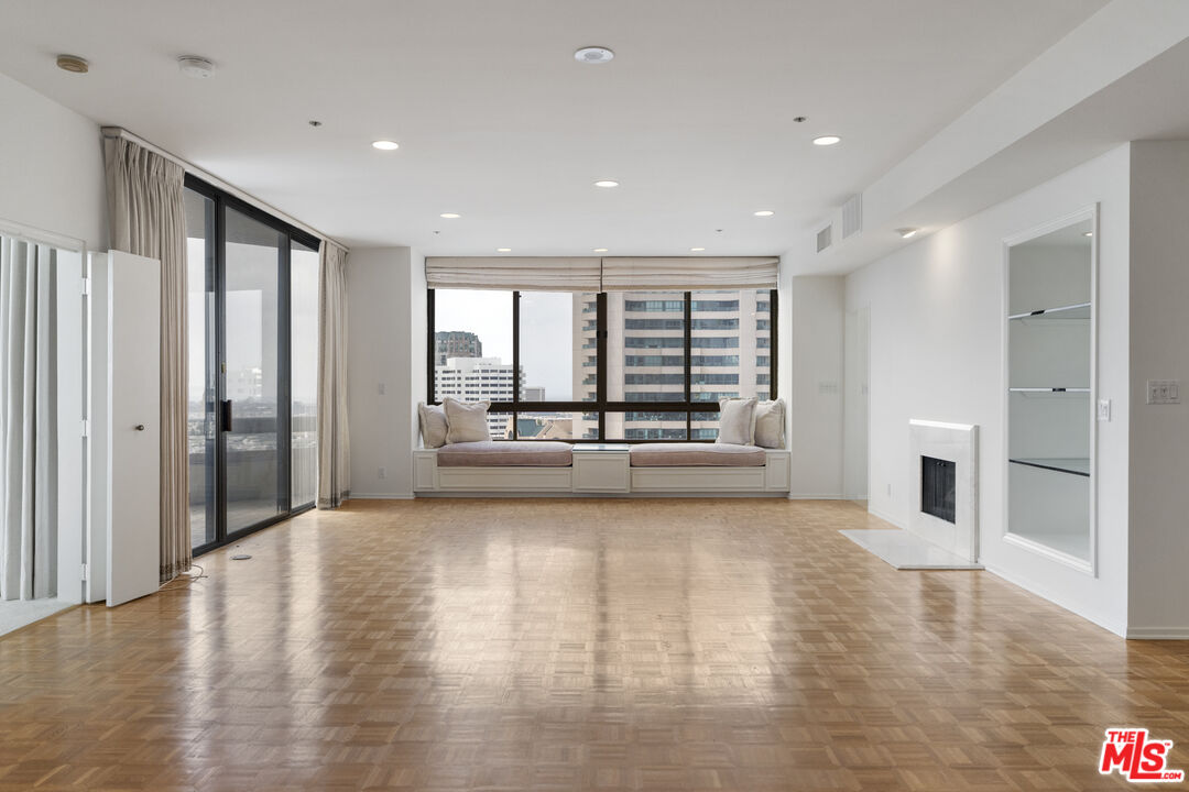 10430 Wilshire Blvd Unit: 1605