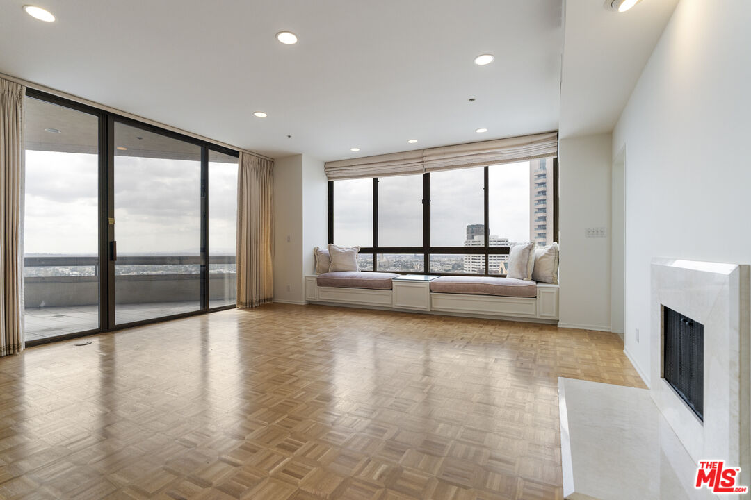 10430 Wilshire Blvd Unit: 1605
