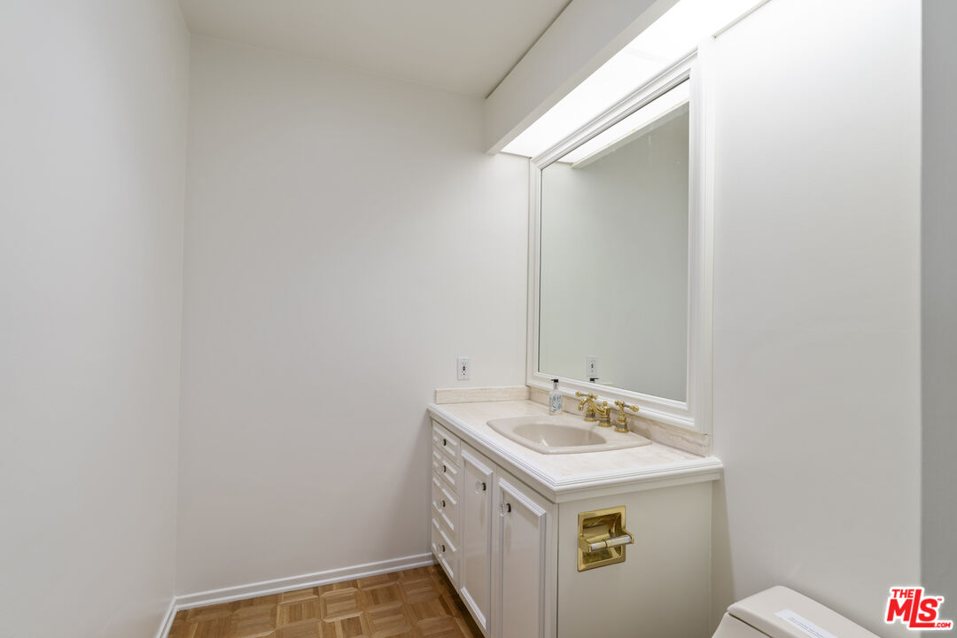 10430 Wilshire Blvd Unit: 1605