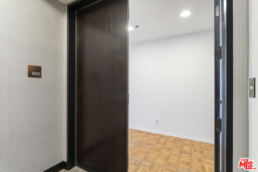10430 Wilshire Blvd Unit: 1605