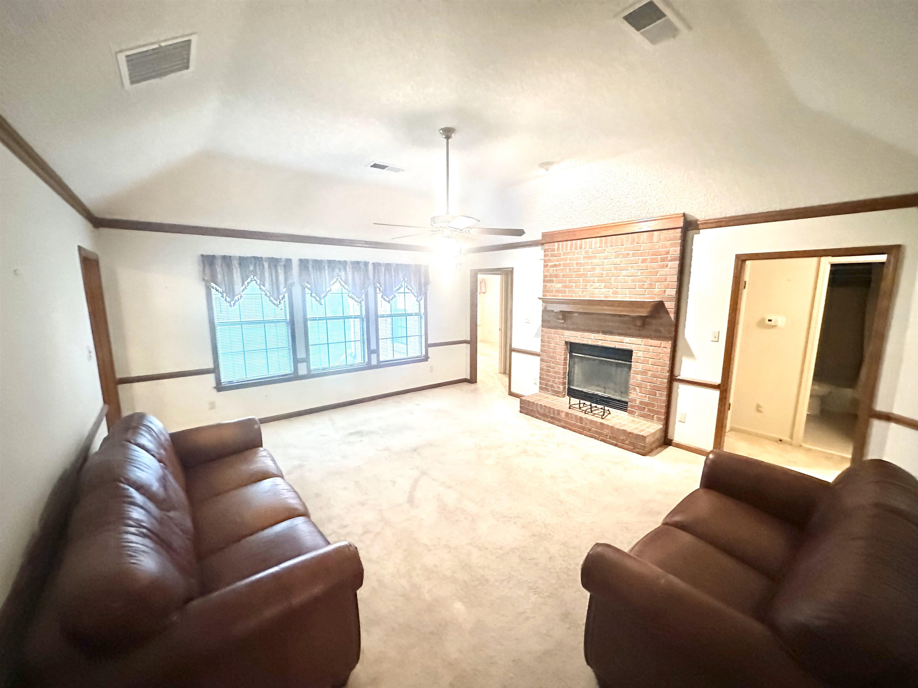 6583 HEATHERWOOD DR
