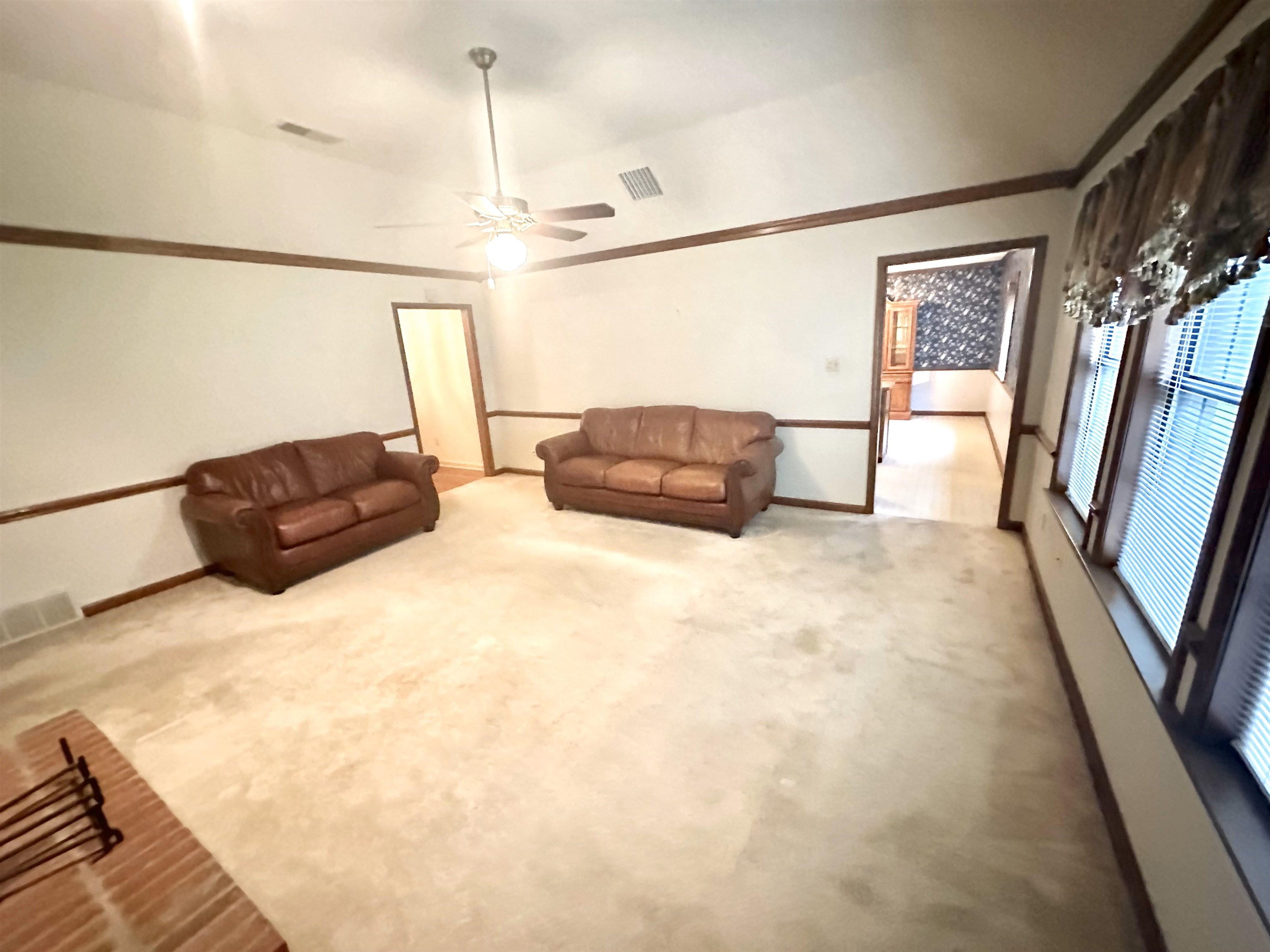 6583 HEATHERWOOD DR
