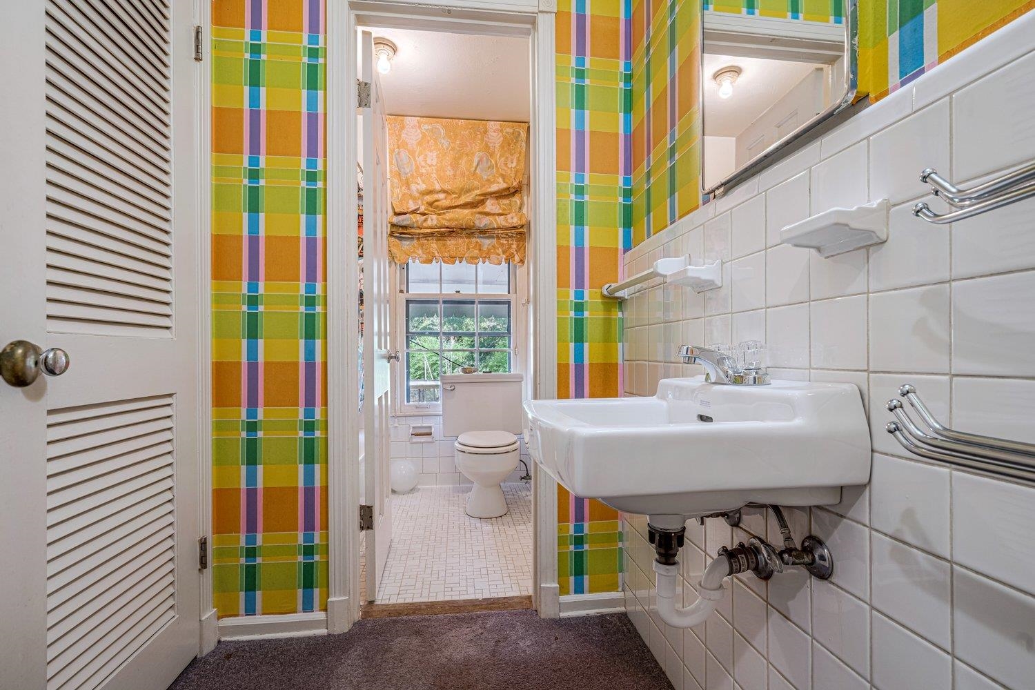 433 GOODLAND CIR