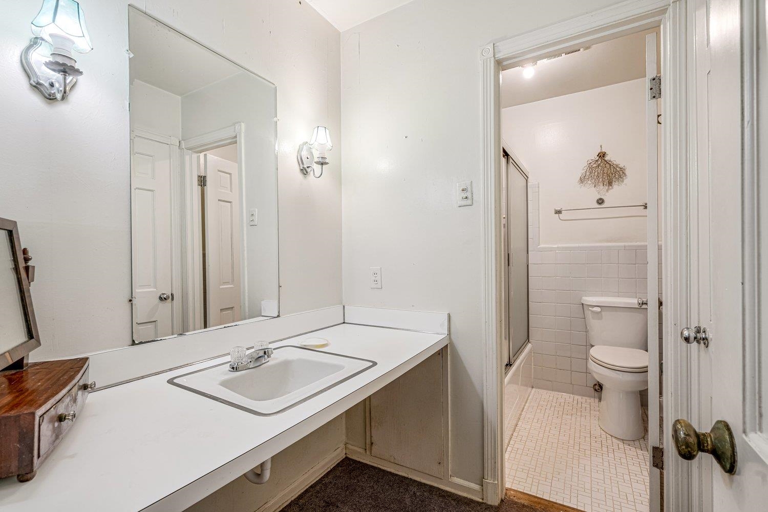 433 GOODLAND CIR