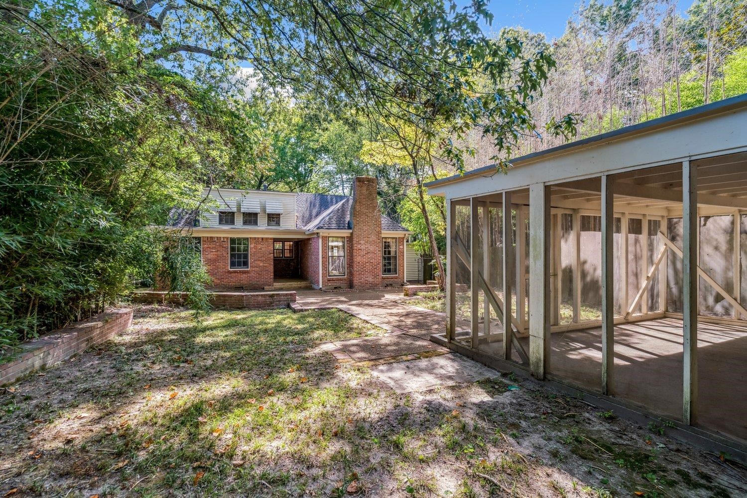 433 GOODLAND CIR