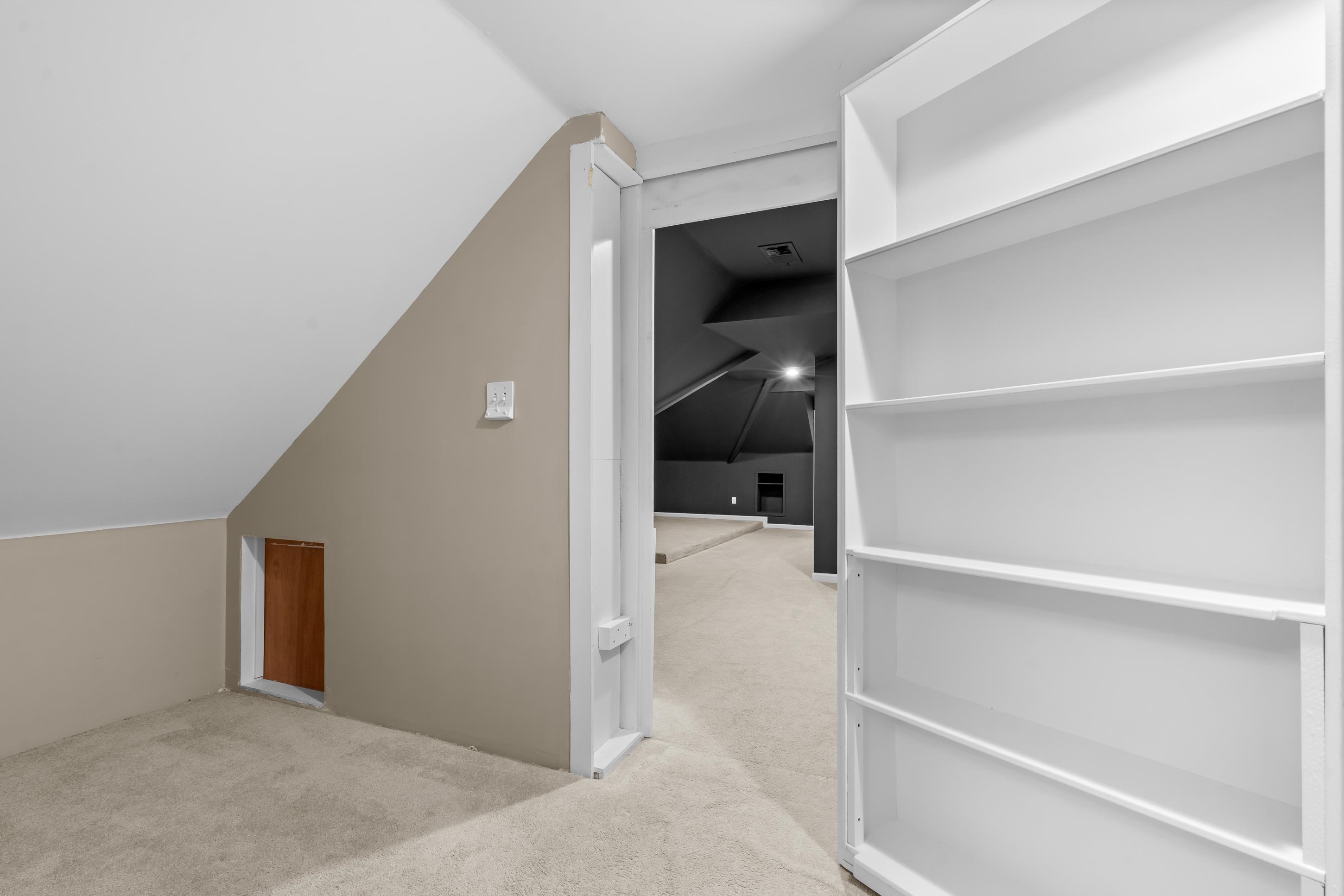 927 OAKMONT RIDGE CV