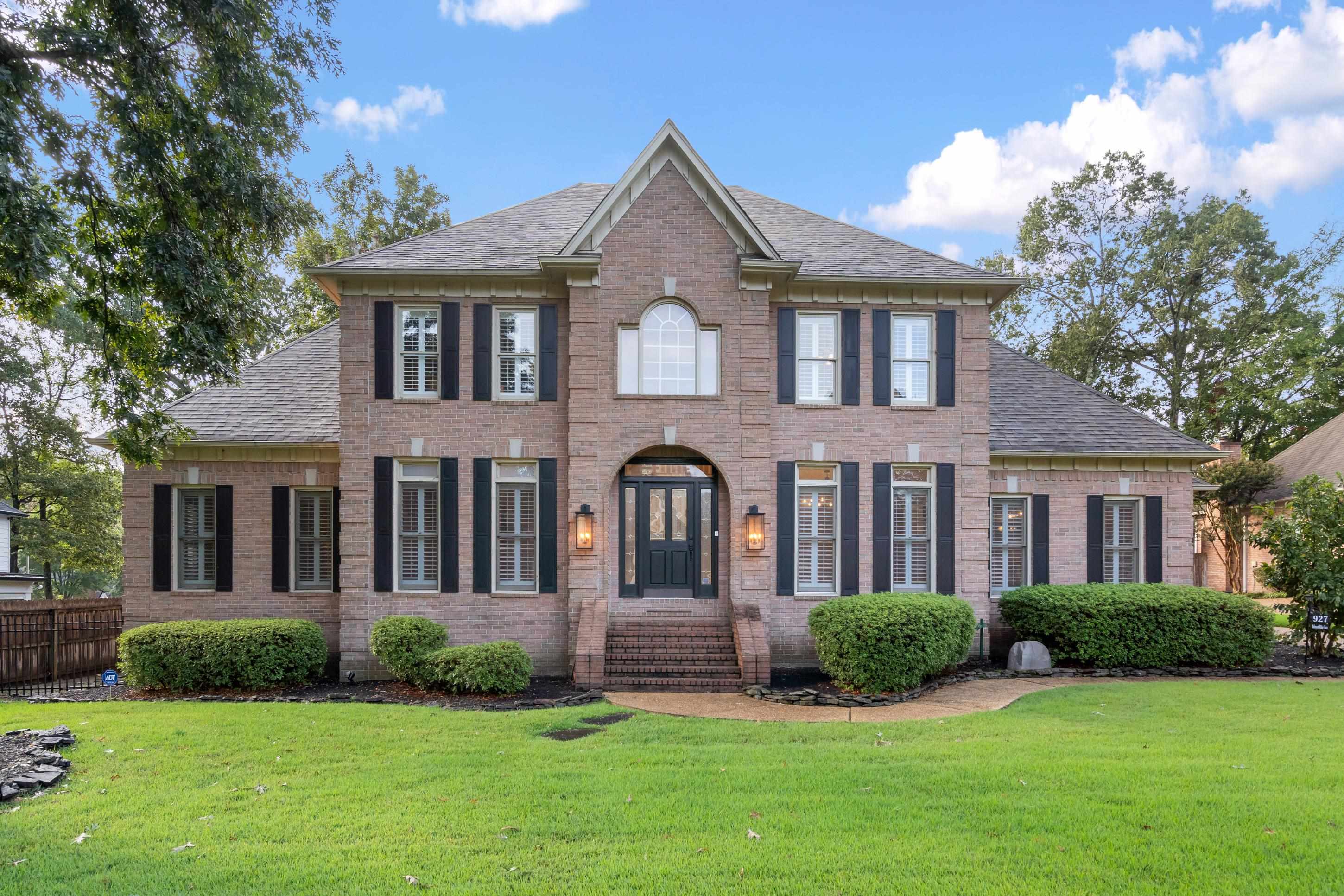 927 OAKMONT RIDGE CV