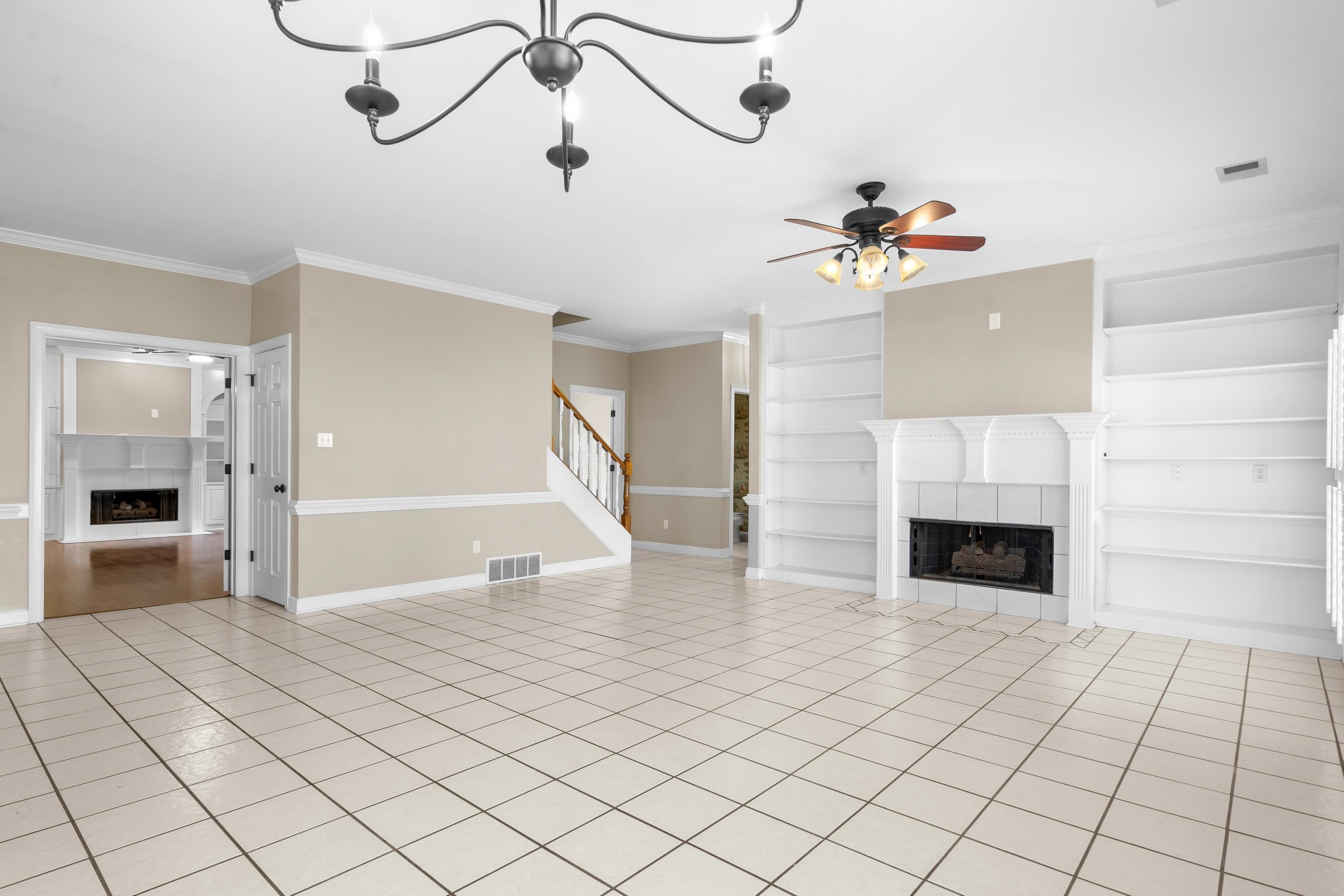 927 OAKMONT RIDGE CV