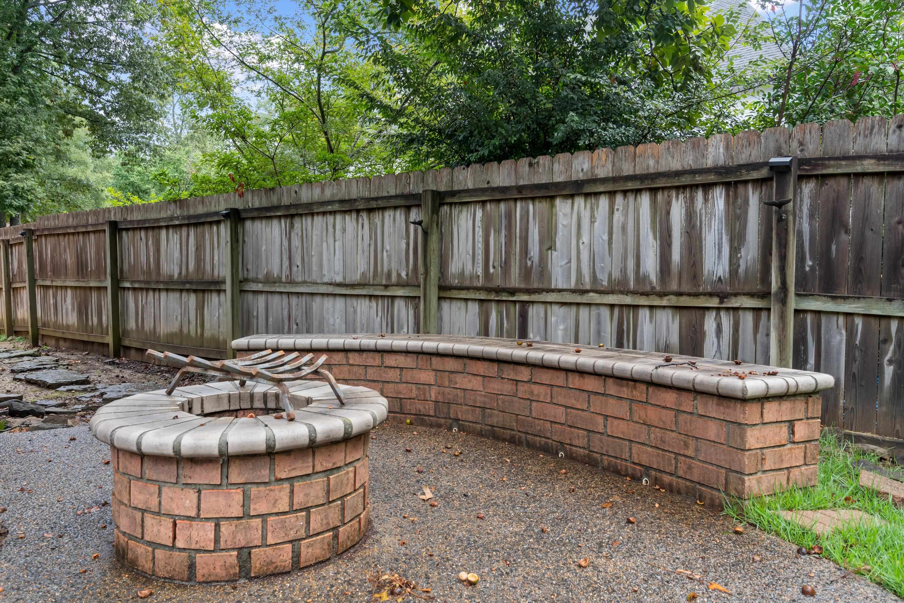 927 OAKMONT RIDGE CV