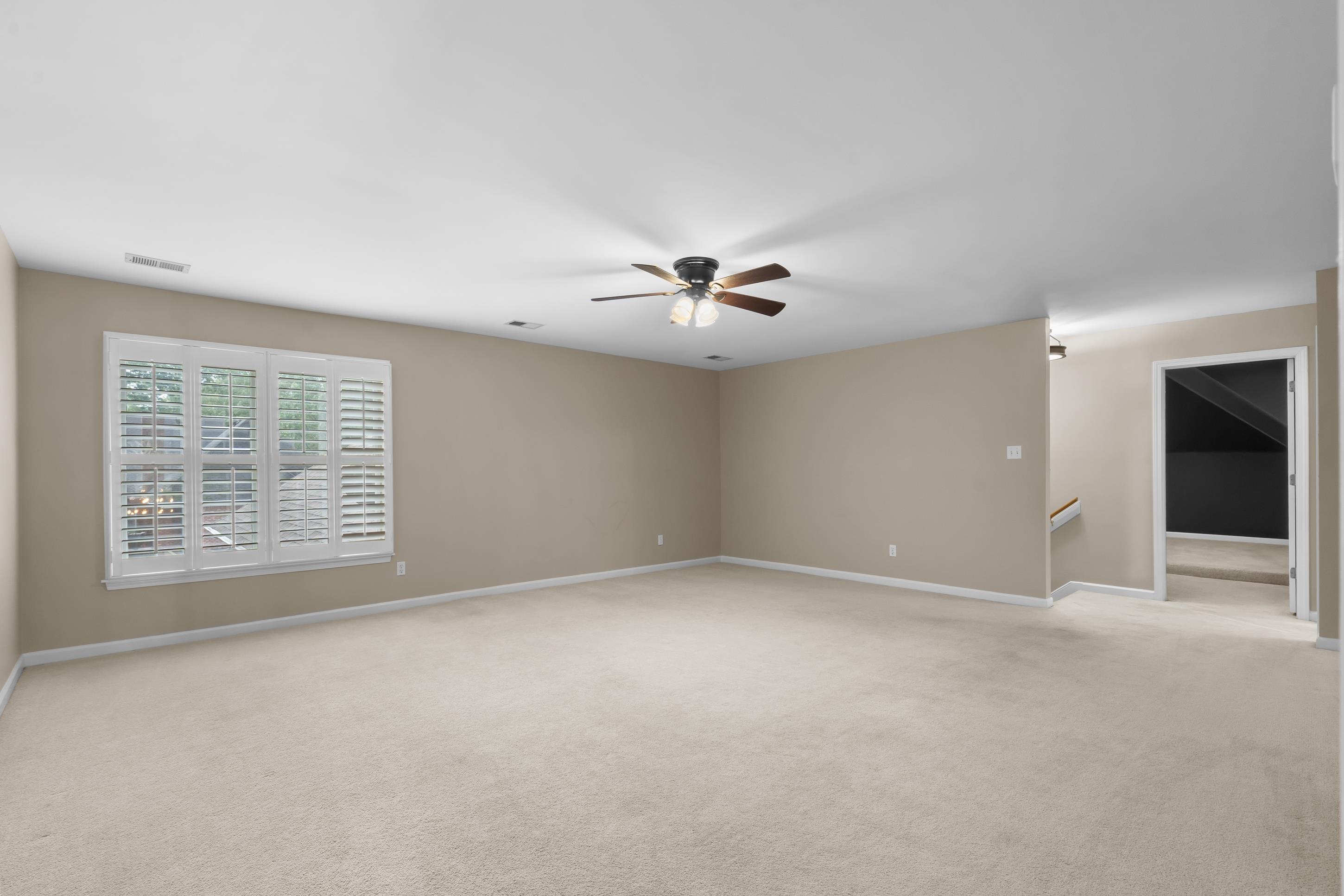 927 OAKMONT RIDGE CV