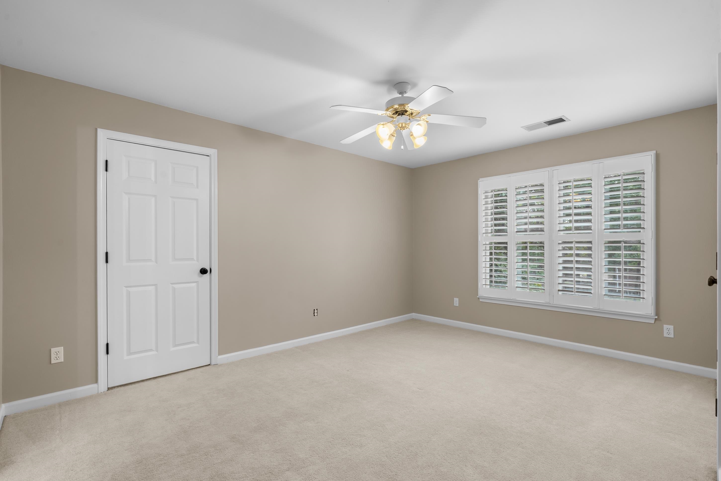 927 OAKMONT RIDGE CV