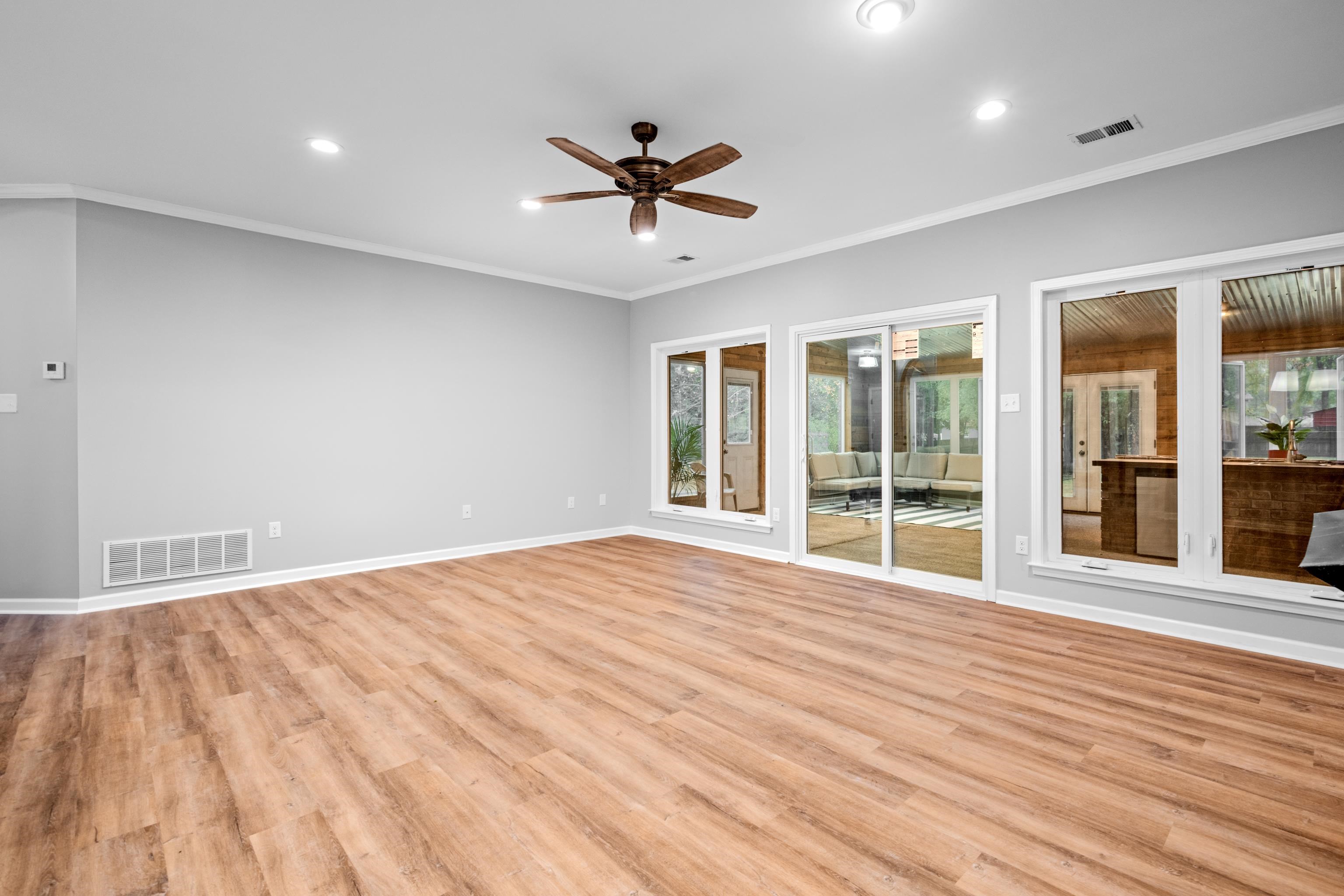 9635 AUSTIN DR