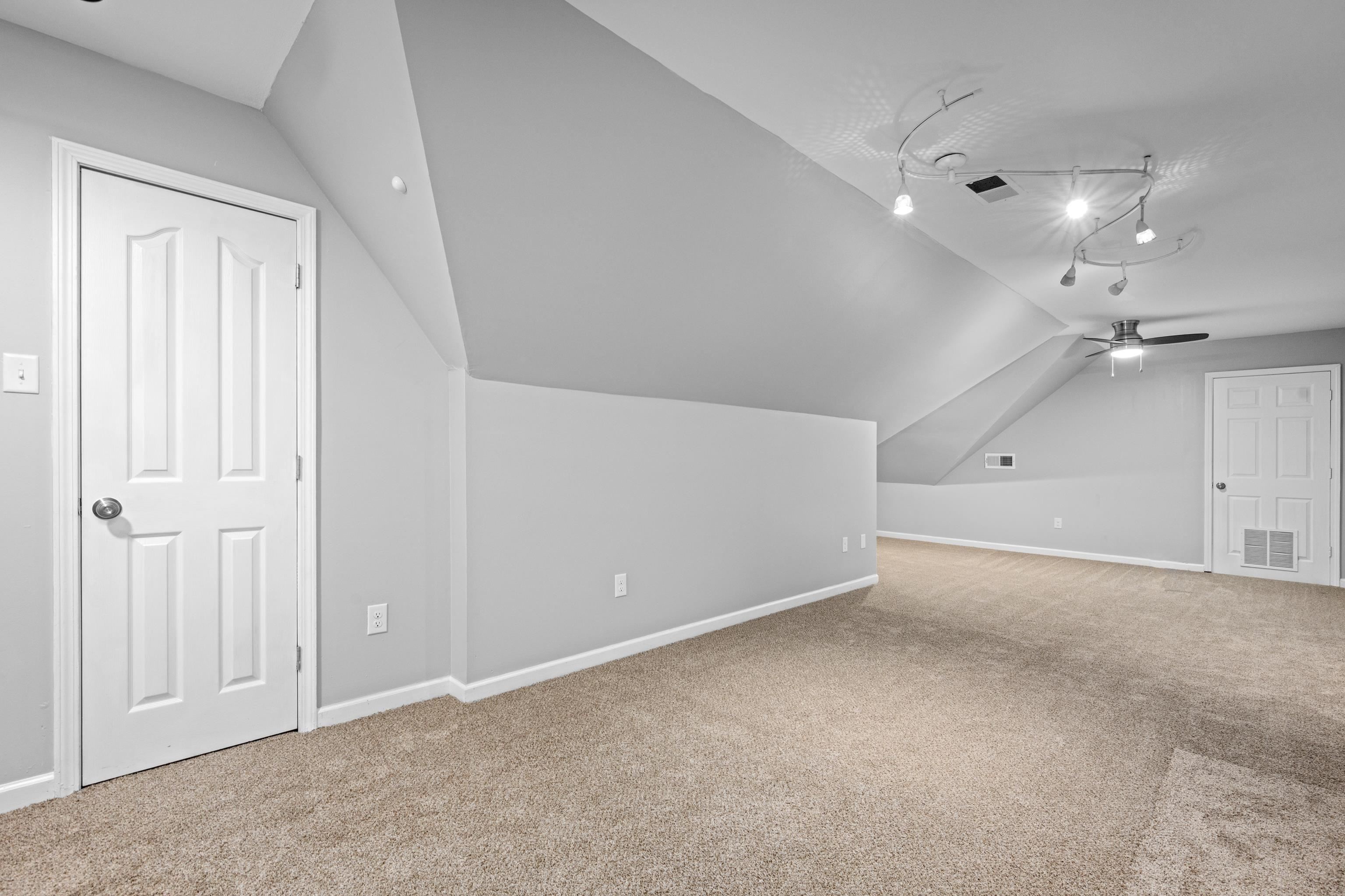9635 AUSTIN DR