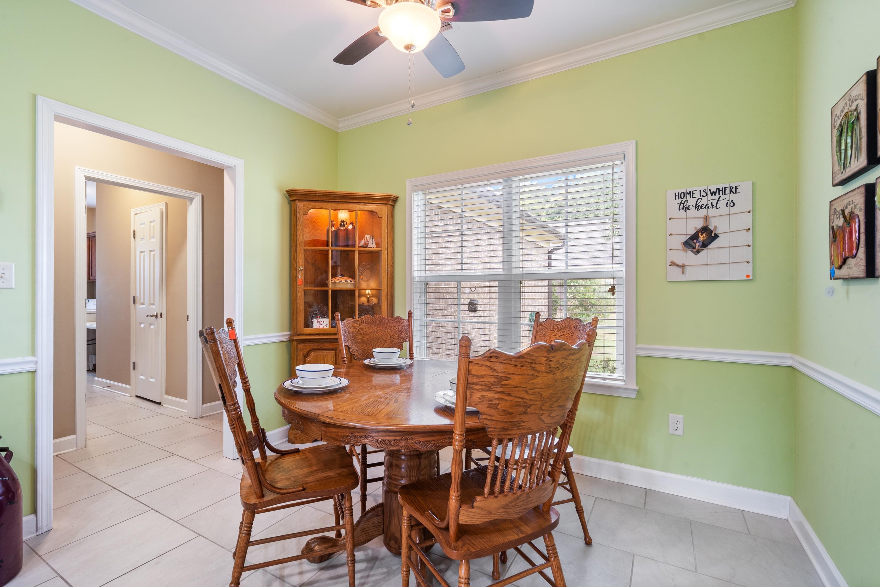360 CATALPA DR