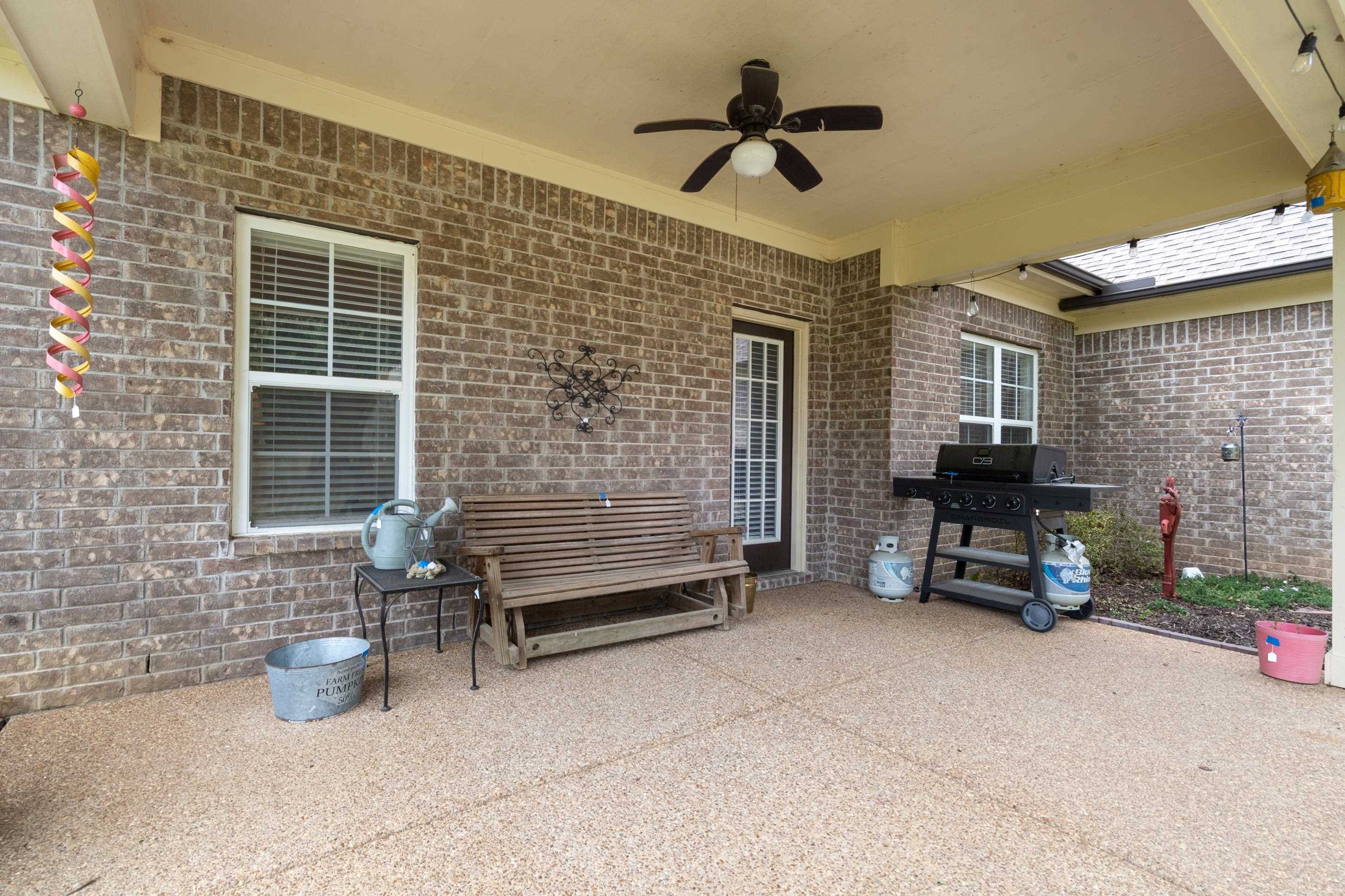360 CATALPA DR