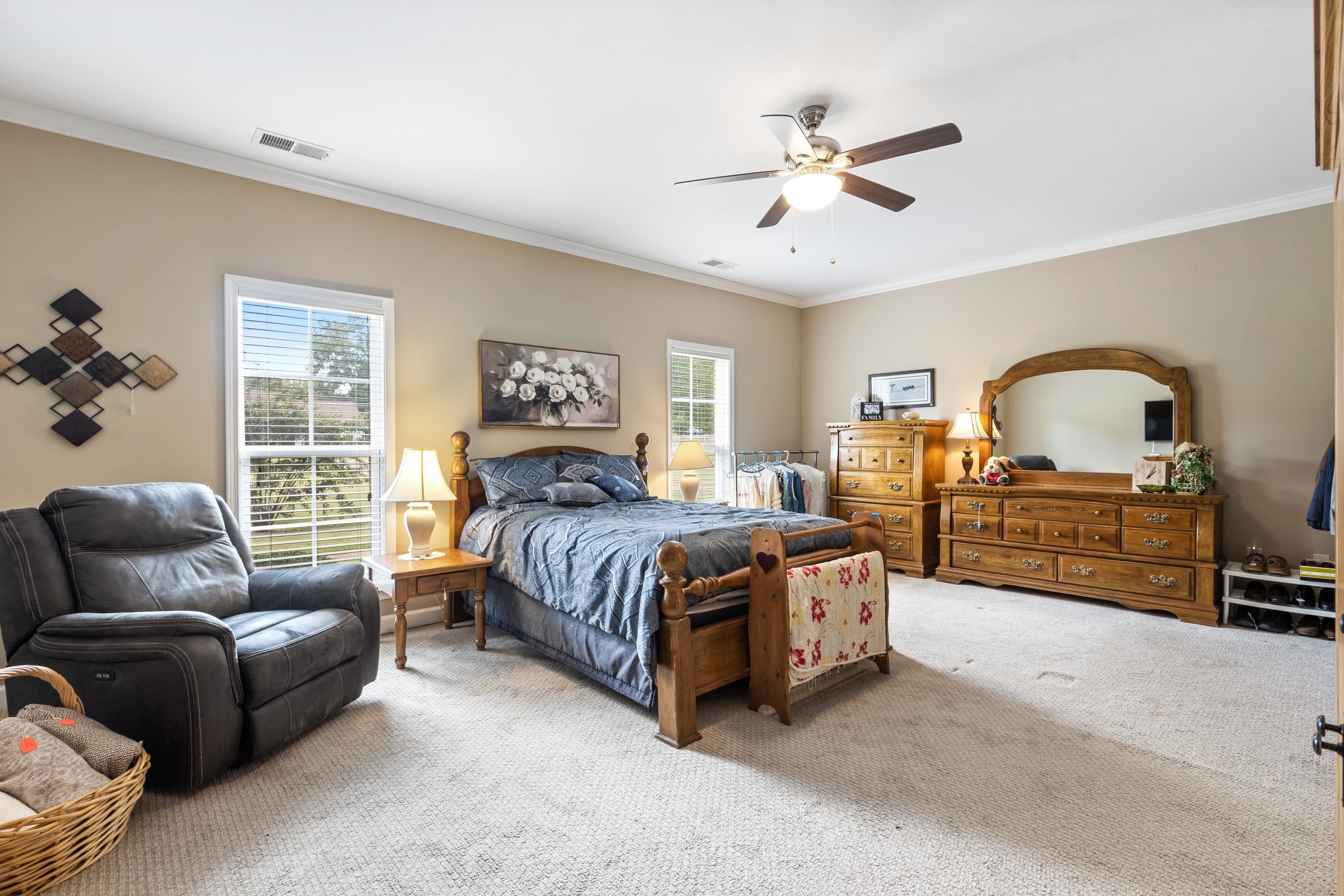 360 CATALPA DR