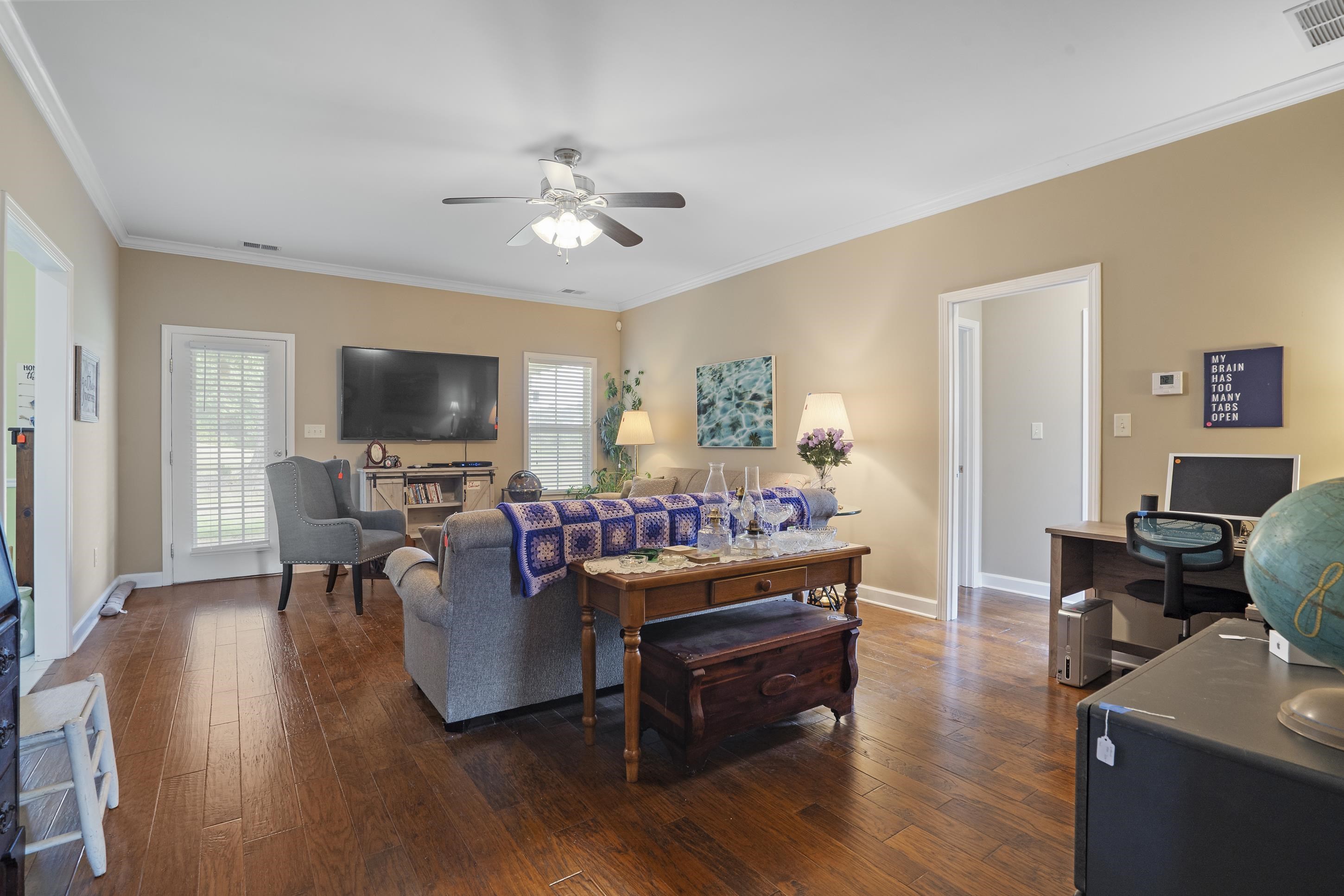 360 CATALPA DR