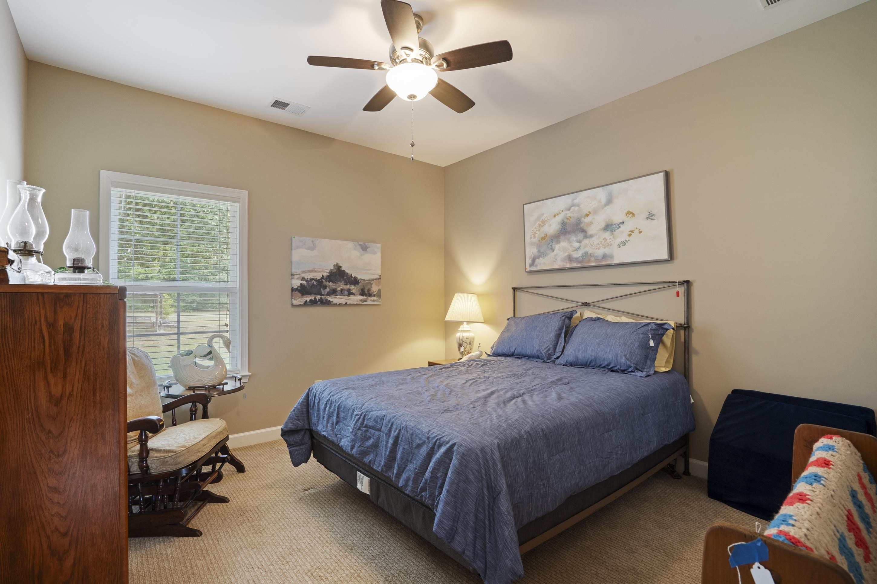 360 CATALPA DR