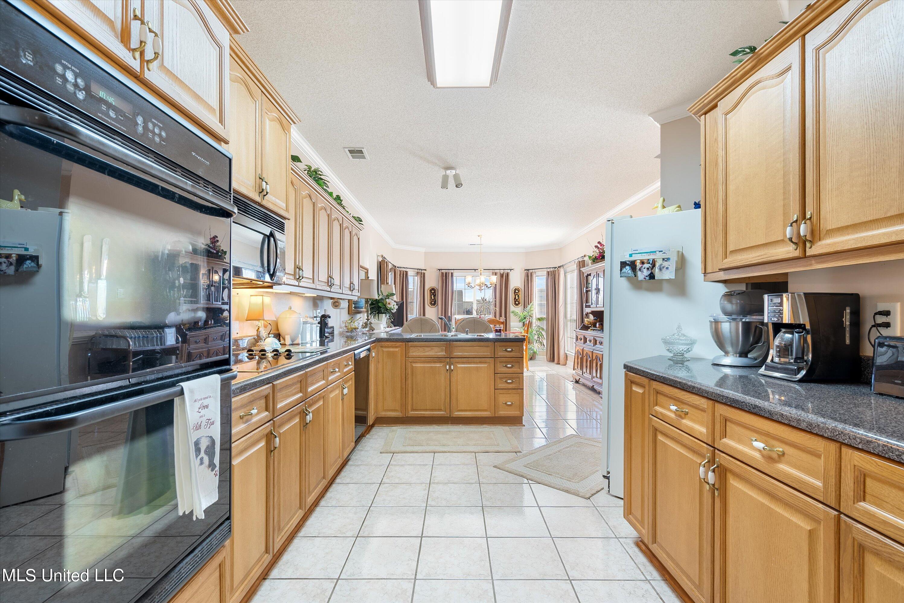 7450 Davidson Road
