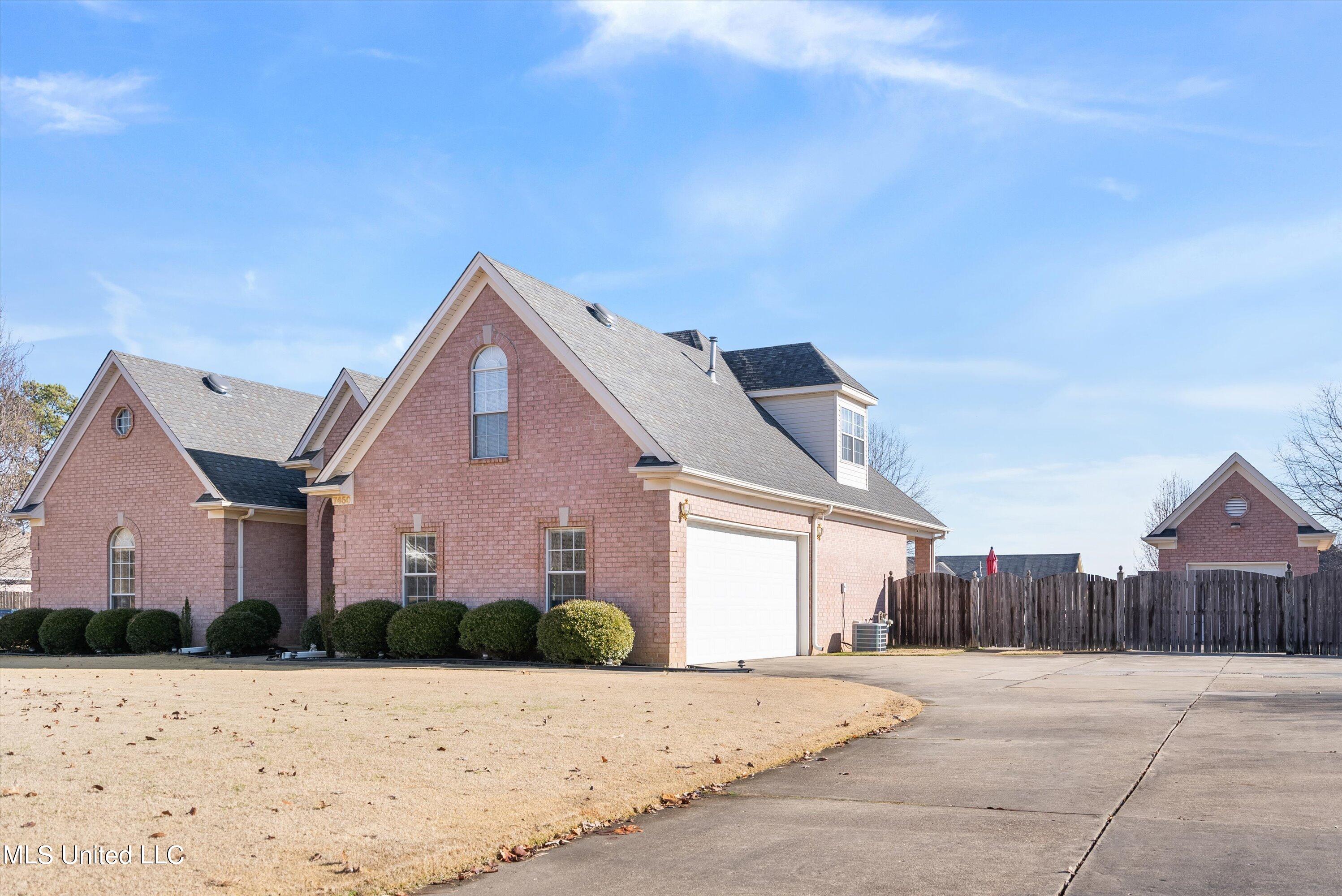 7450 Davidson Road