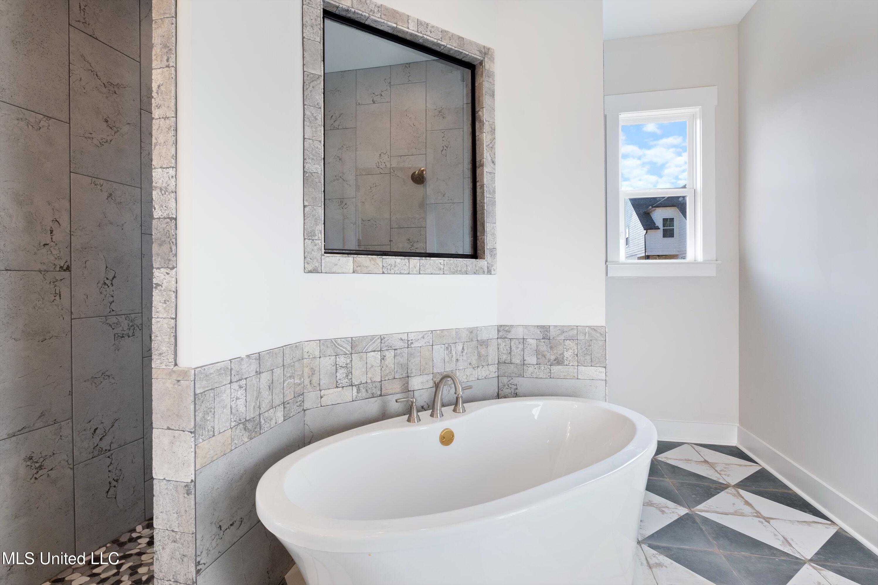 3859 Swan Cove