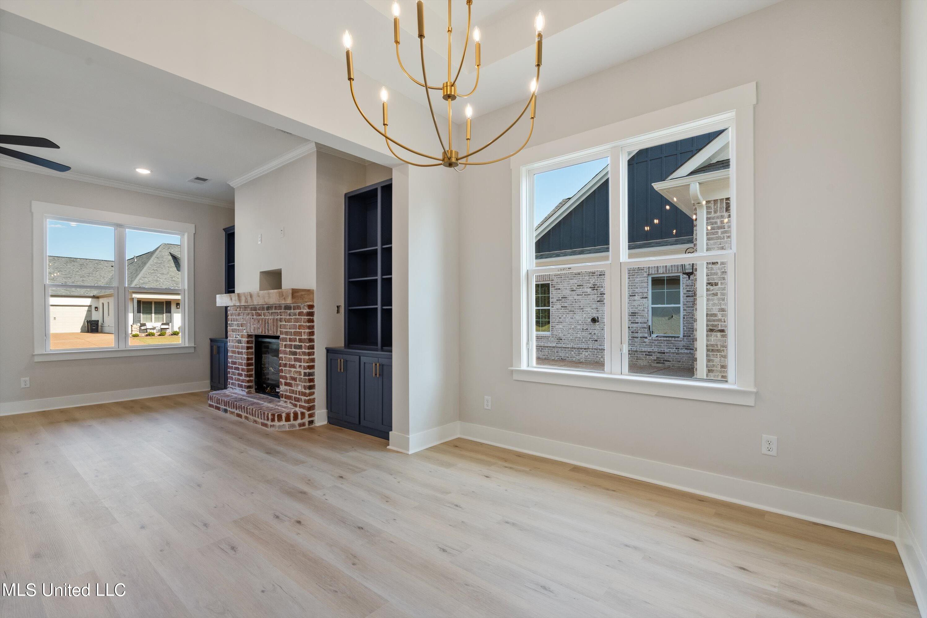 3859 Swan Cove
