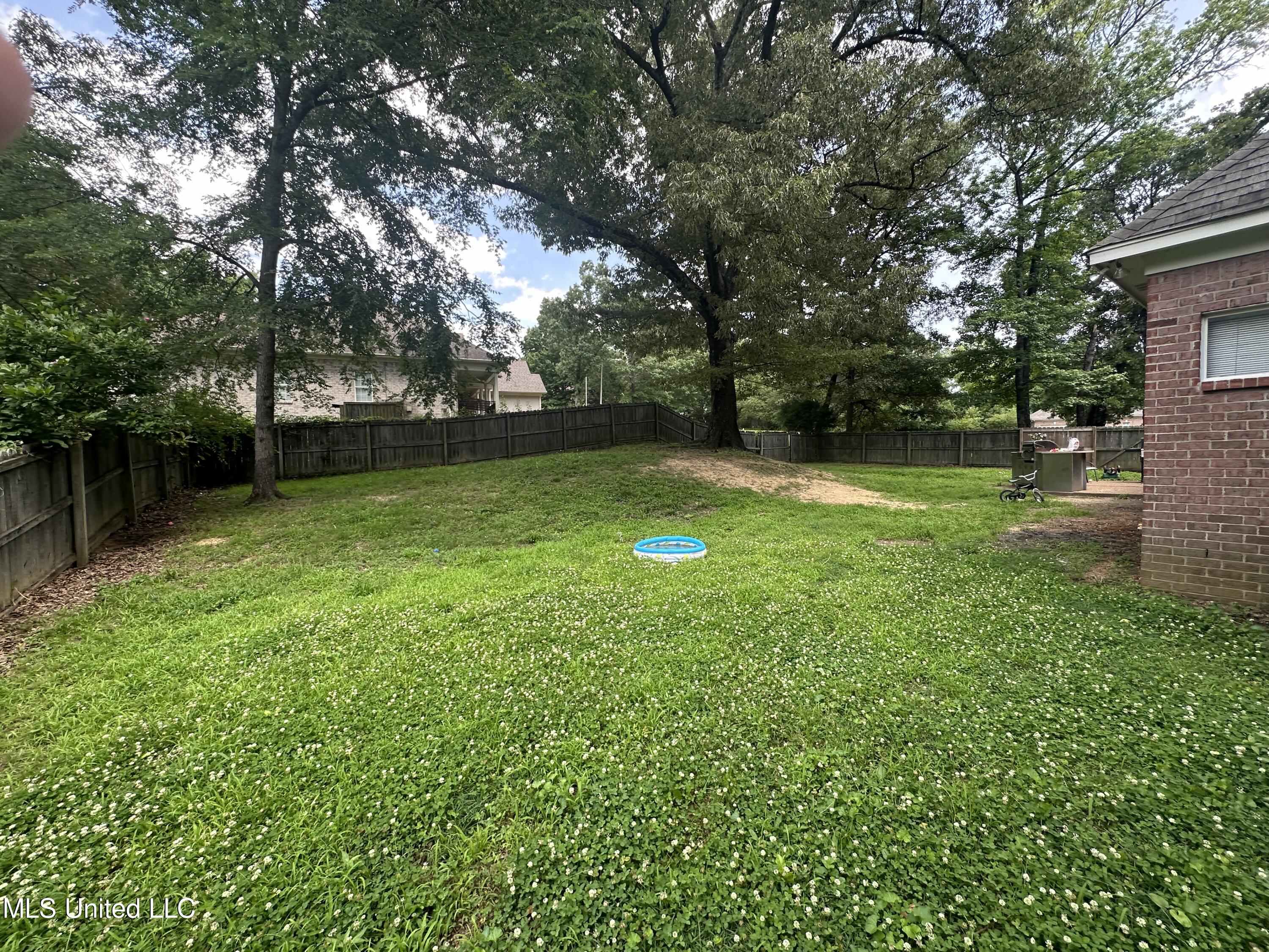 2400 Appleton Drive