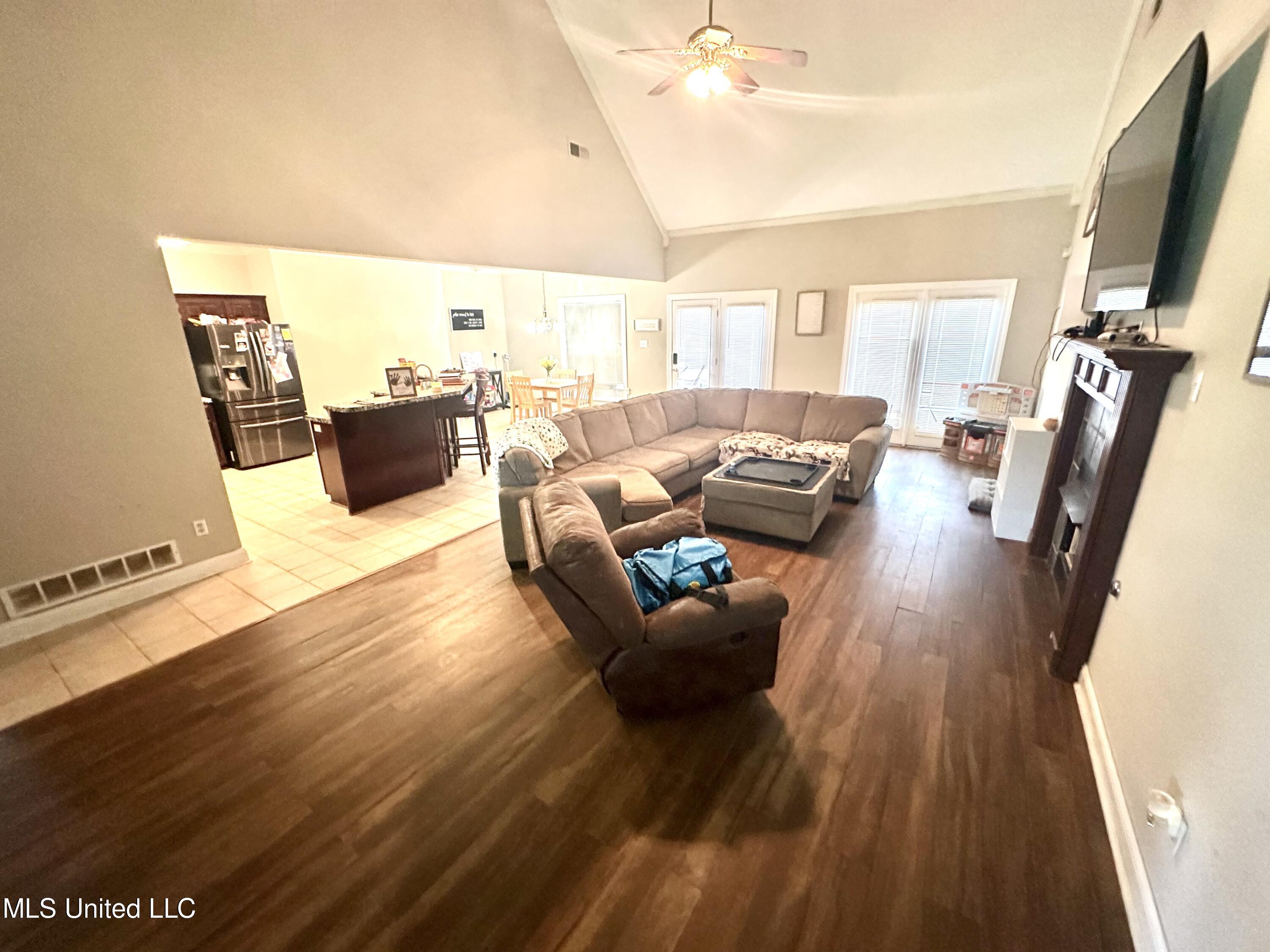 2400 Appleton Drive