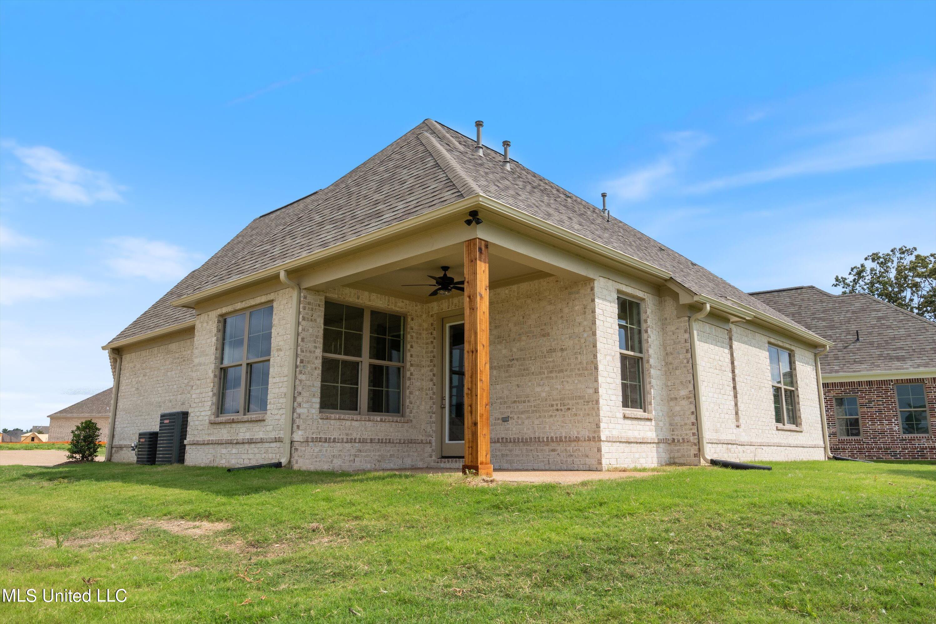 3737 Roland Drive