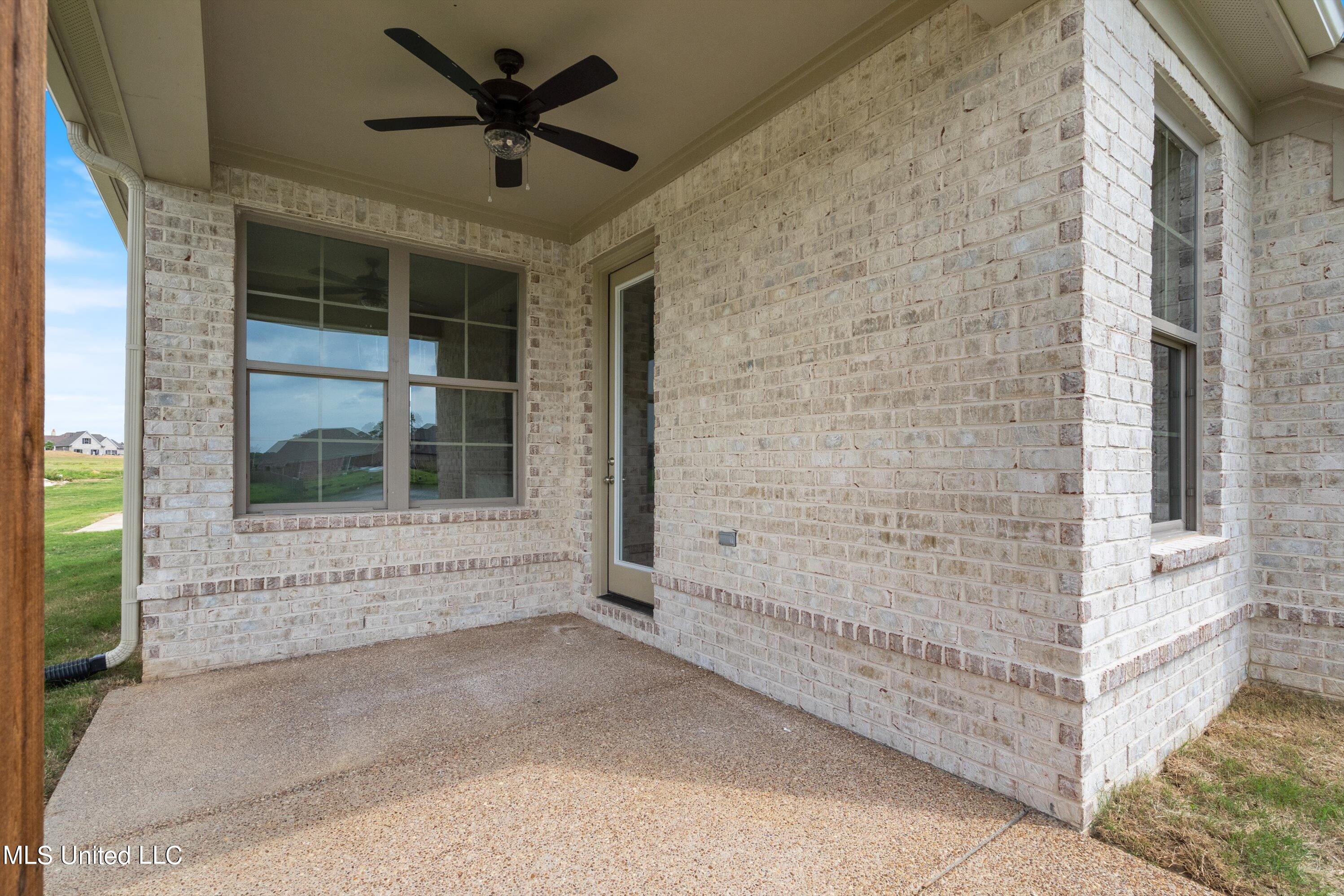 3737 Roland Drive