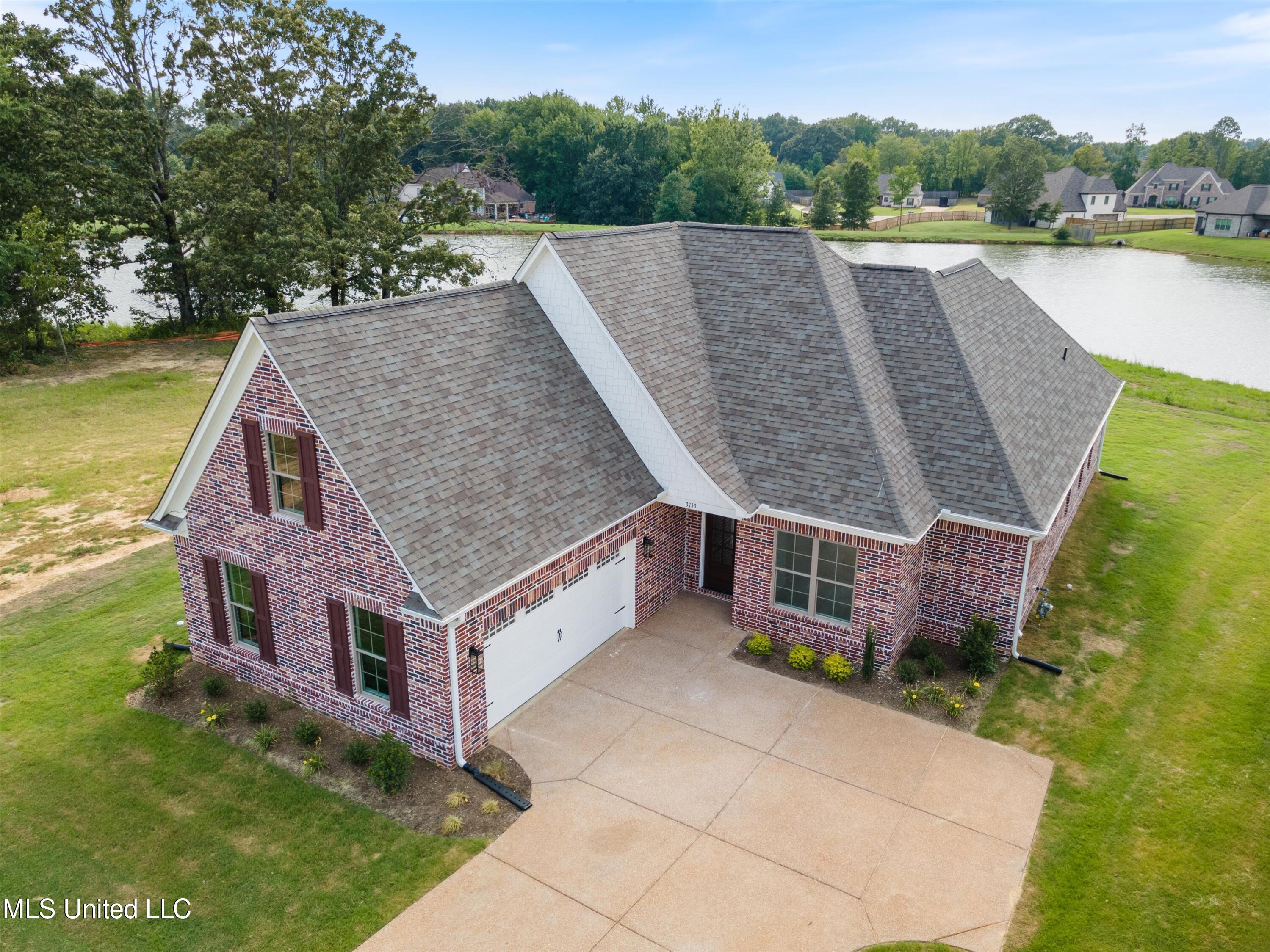 3733 Roland Drive
